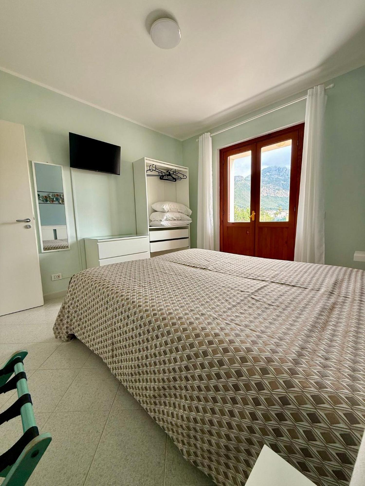 Yucca Apartment ซานวิโต โลคาโป ภายนอก รูปภาพ