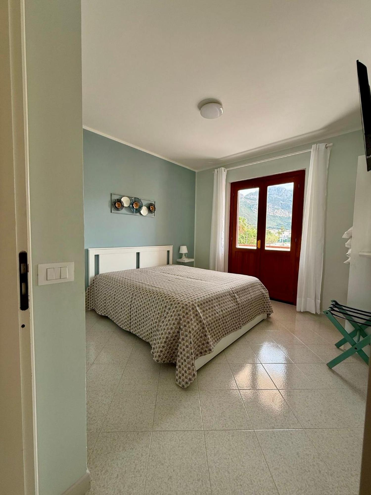 Yucca Apartment ซานวิโต โลคาโป ภายนอก รูปภาพ